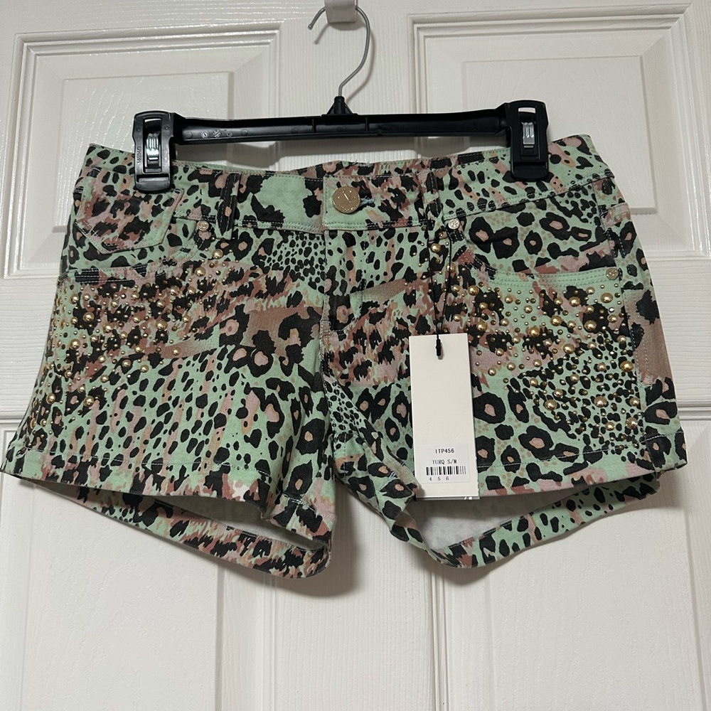 Stylish Leopard Print Women's Shorts